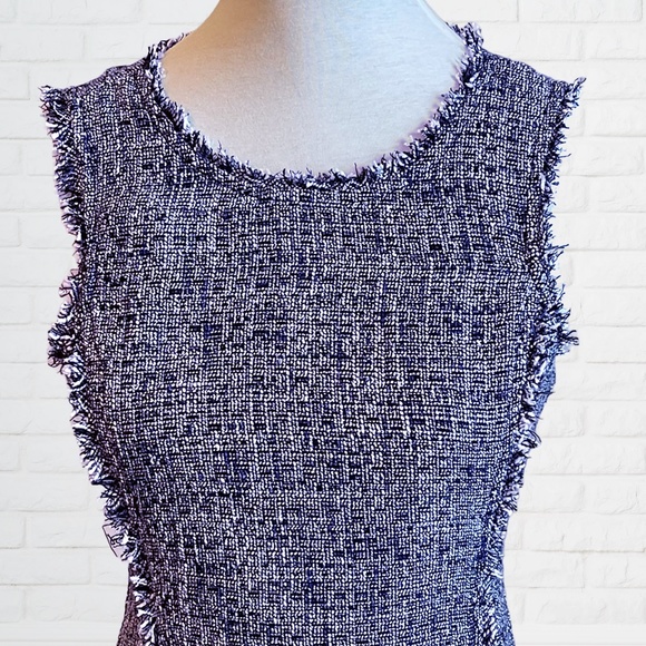 Banana Republic Tweed Fit n Flare Dress Size 2P - Picture 2 of 4